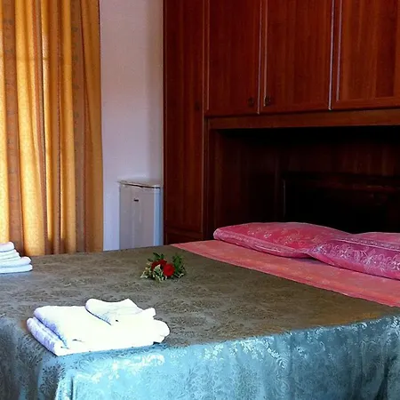 Agave Hotel 2*
