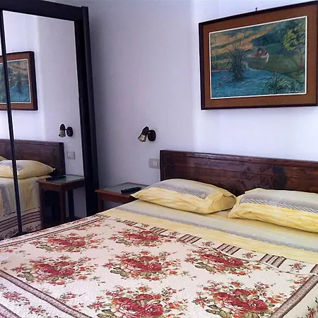 Agave Hotell 2*