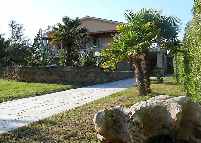 Hotel Agave 2*